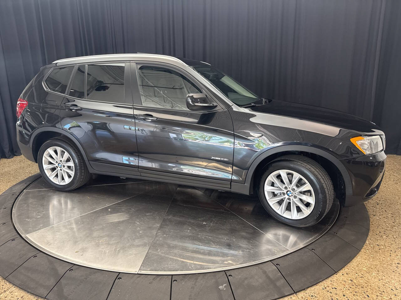 Used 2013 BMW X3 xDrive28i AWD/4WD image 12