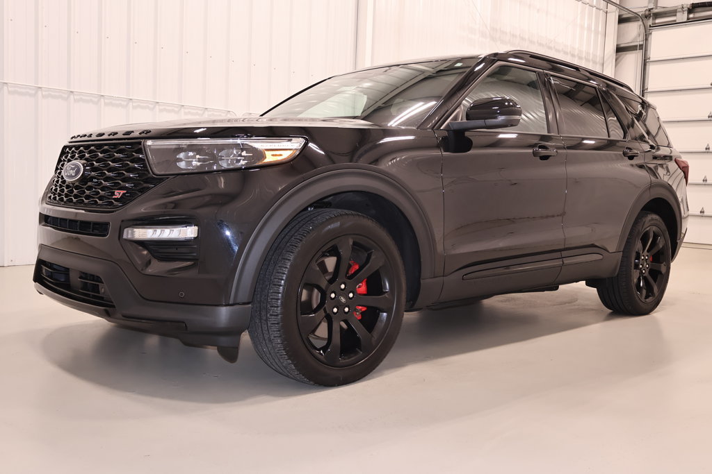 Certified 2023 Ford Explorer ST w/ Equipment Group 401A AWD/4WD image 6
