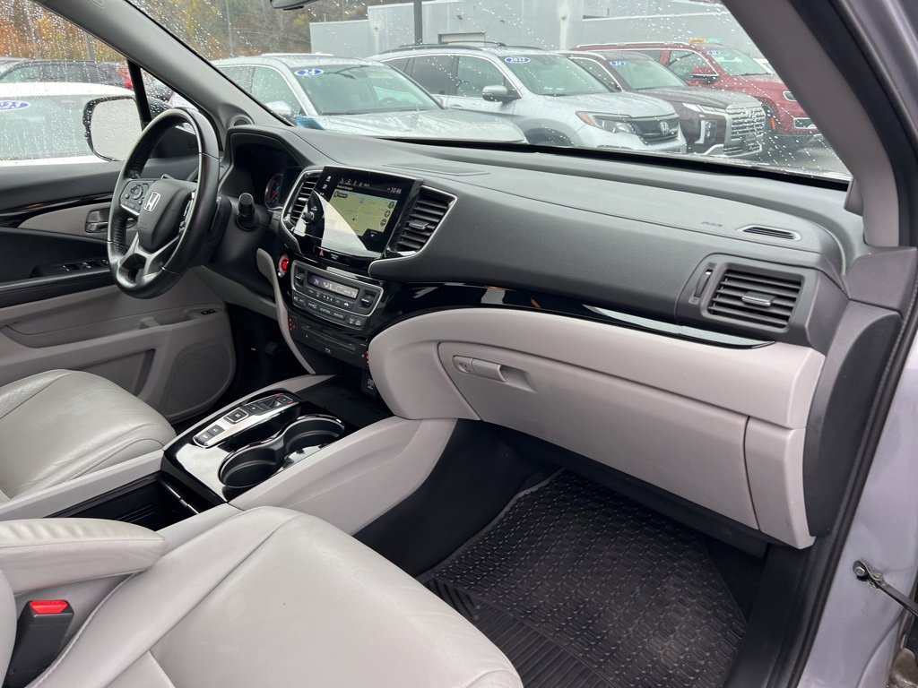 Used 2019 Honda Pilot Touring image 31