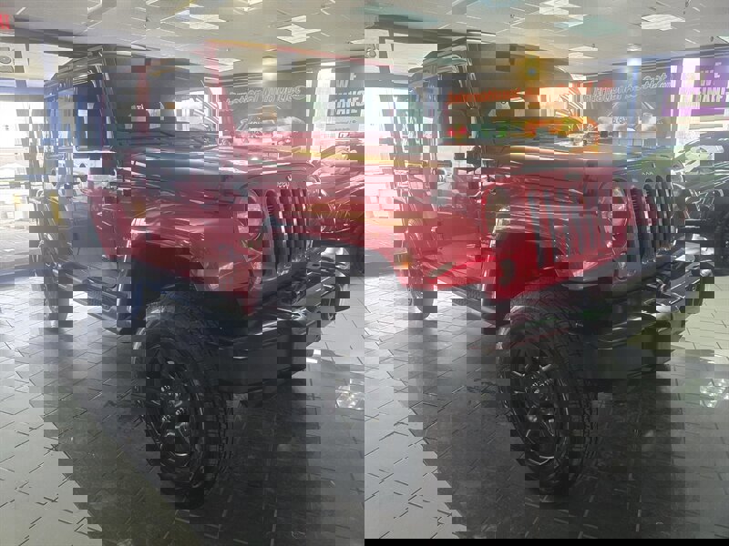 Used 2014 Jeep Wrangler Unlimited Sahara w/ Connectivity Group image 3