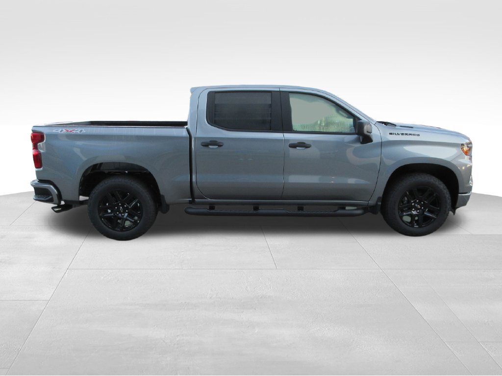 New 2026 Chevrolet Silverado 1500 Custom w/ Turbomax Blackout Package AWD/4WD image 6