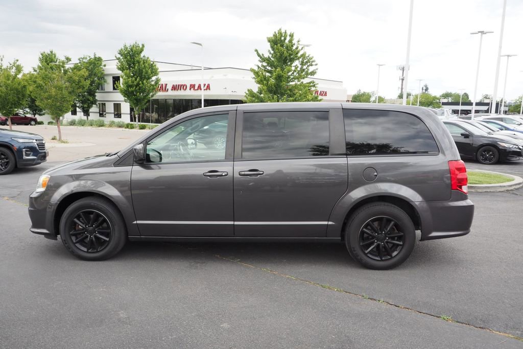Used 2020 Dodge Grand Caravan SE FWD image 8