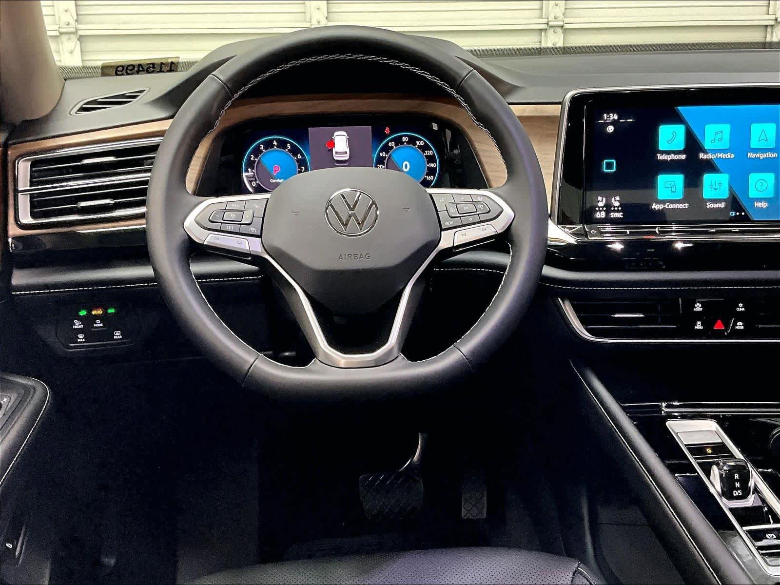 New 2026 Volkswagen Atlas SE AWD/4WD image 14