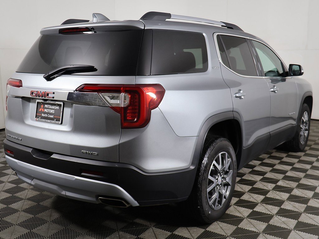 Used 2023 GMC Acadia SLE w/ Driver Convenience Package image 11