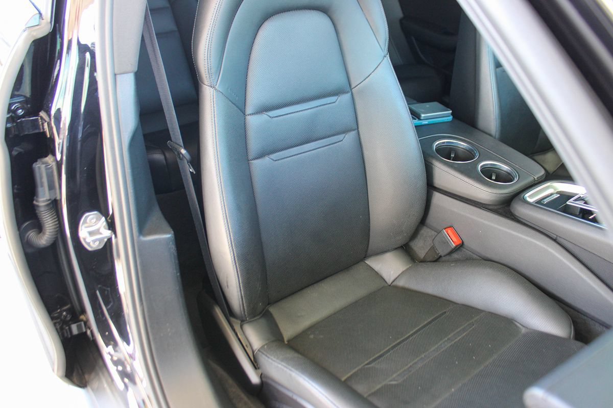 Used 2019 Porsche Panamera 4 AWD/4WD image 21
