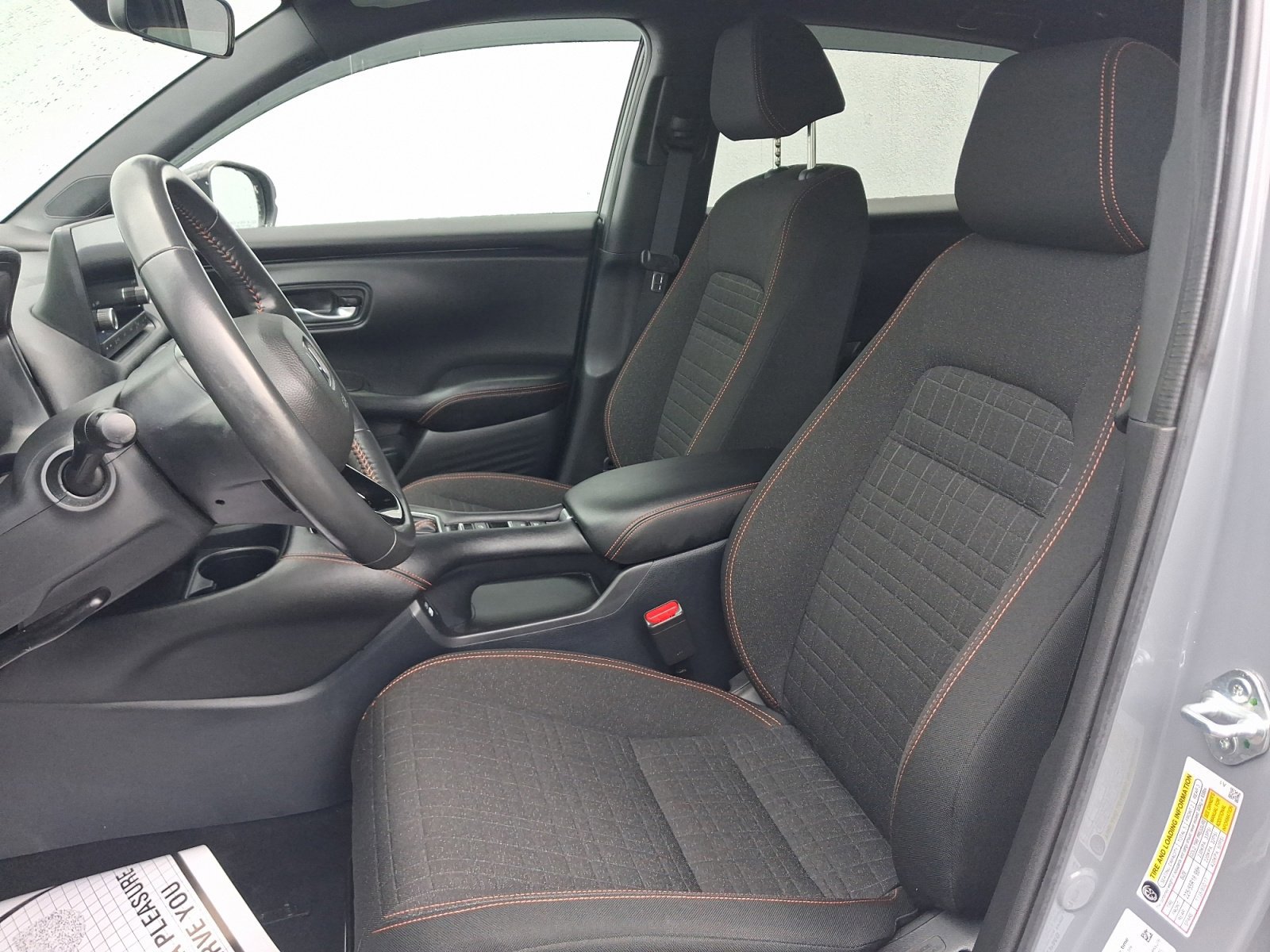 Used 2023 Honda HR-V Sport image 5