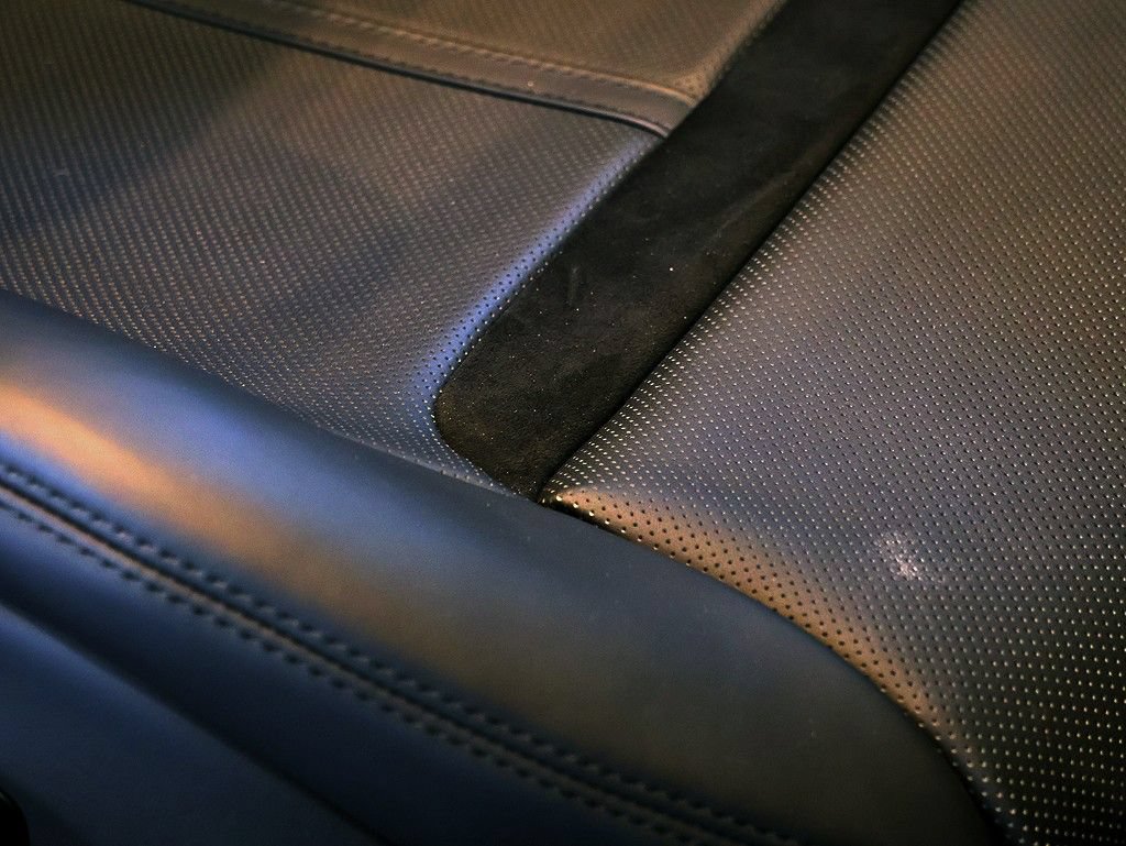 Certified 2024 Ferrari Roma Spider RWD image 93