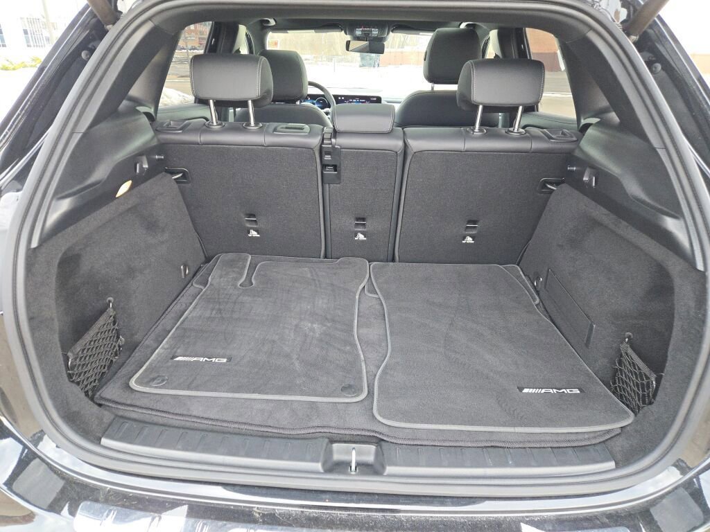Used 2024 Mercedes-Benz GLA 35 AMG 4MATIC image 17