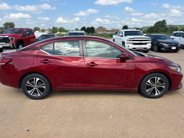 Used 2022 Nissan Sentra SV FWD image 2