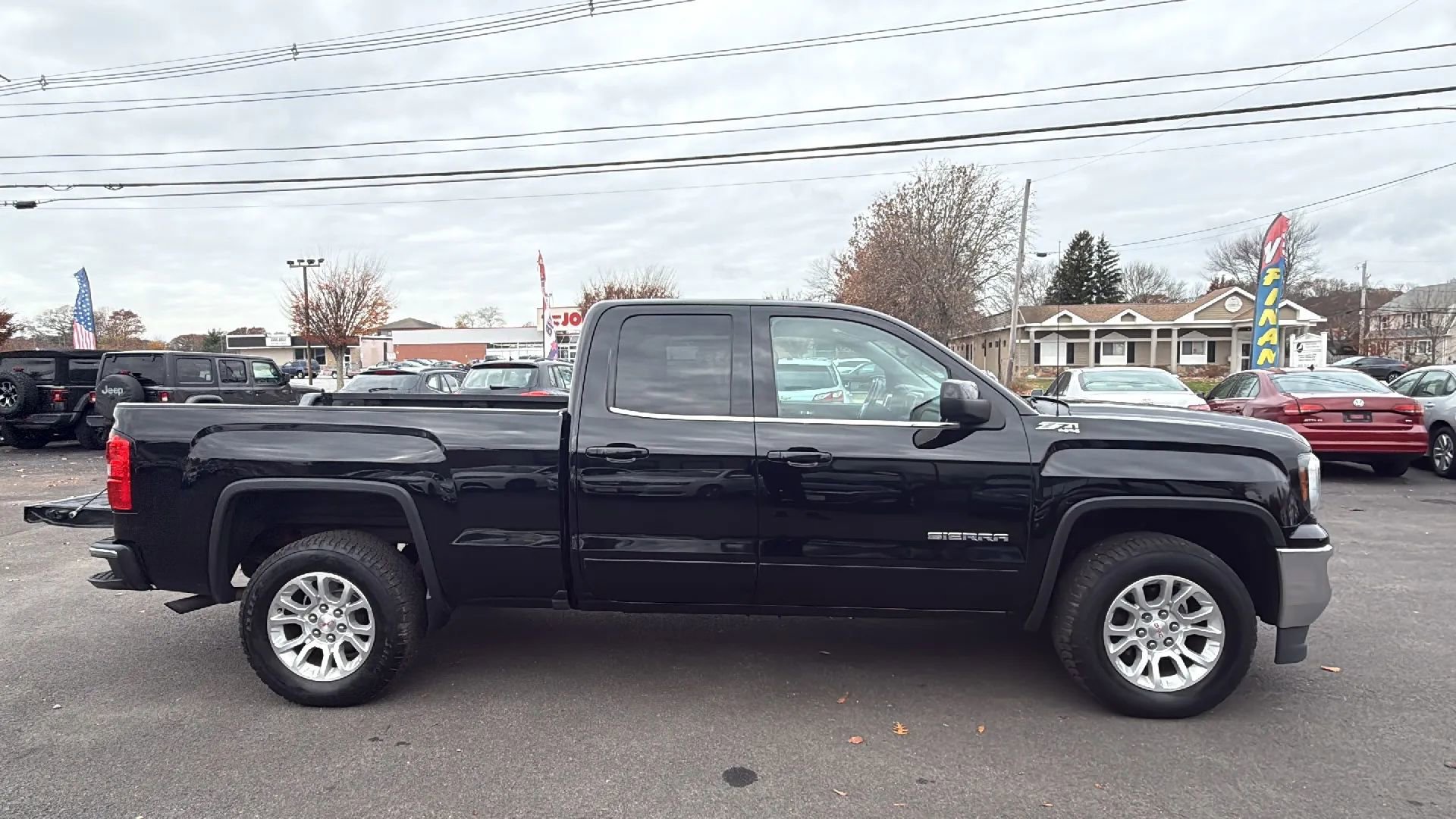 Used 2016 GMC Sierra 1500 SLE w/ SLE Value Package image 9