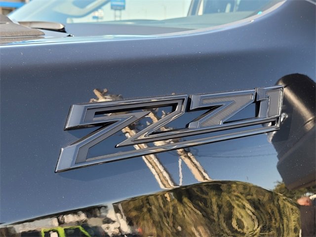 Used 2025 Chevrolet Silverado 2500 Custom w/ Custom Value Package image 14