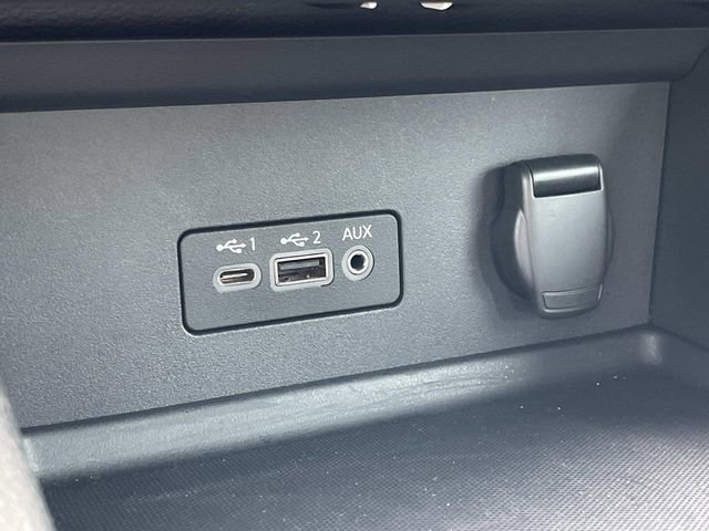 Certified 2021 Nissan Sentra SR w/ Trunk Package FWD image 24