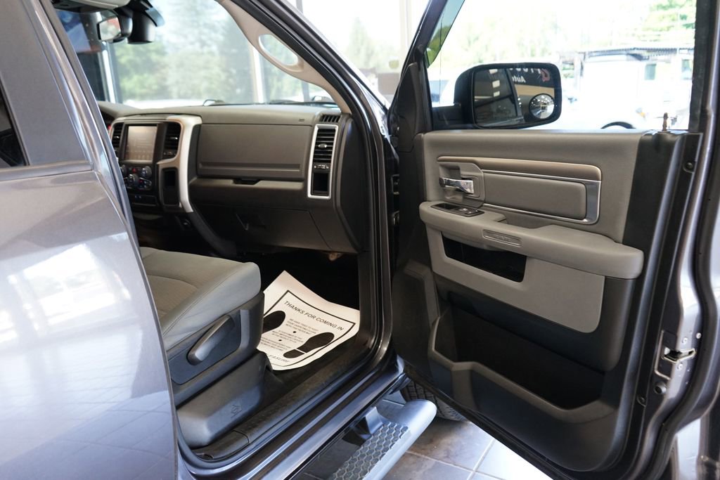 Used 2017 RAM 1500 Outdoorsman AWD/4WD image 38