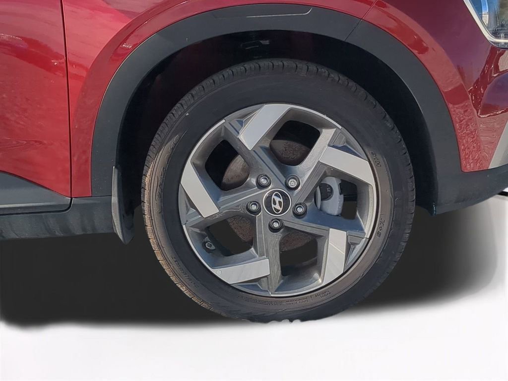 New 2025 Hyundai Venue Limited image 11