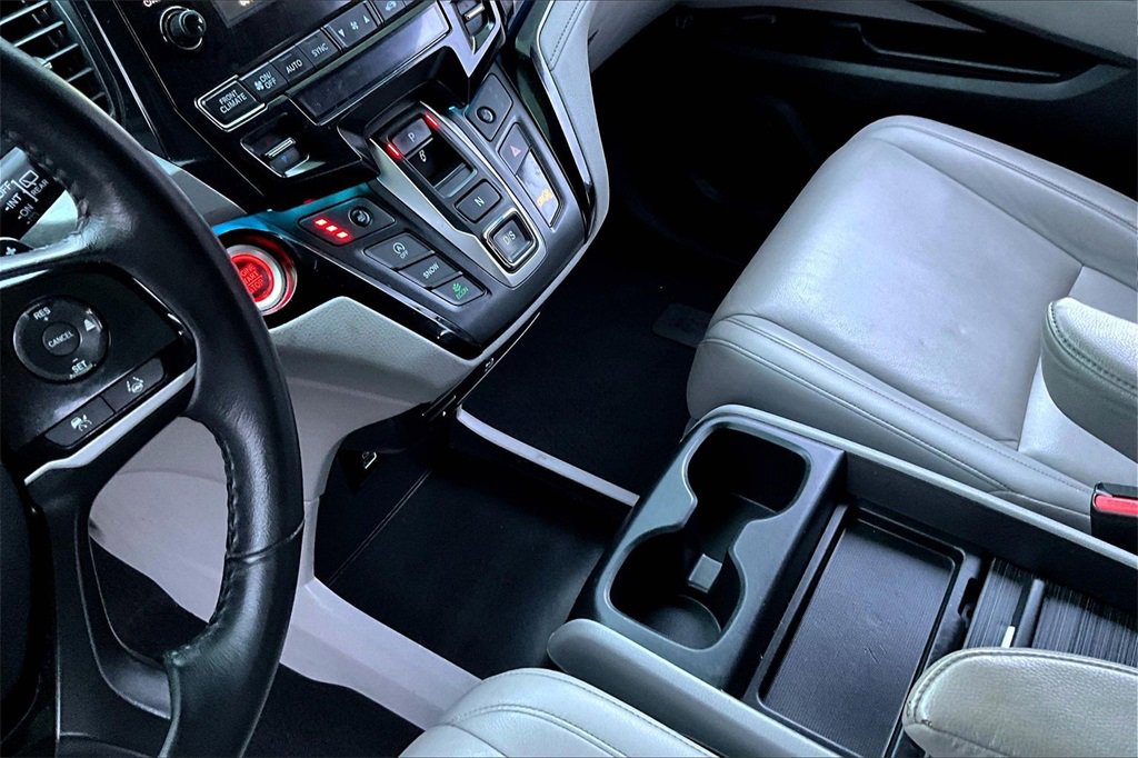 Used 2023 Honda Odyssey Touring image 13