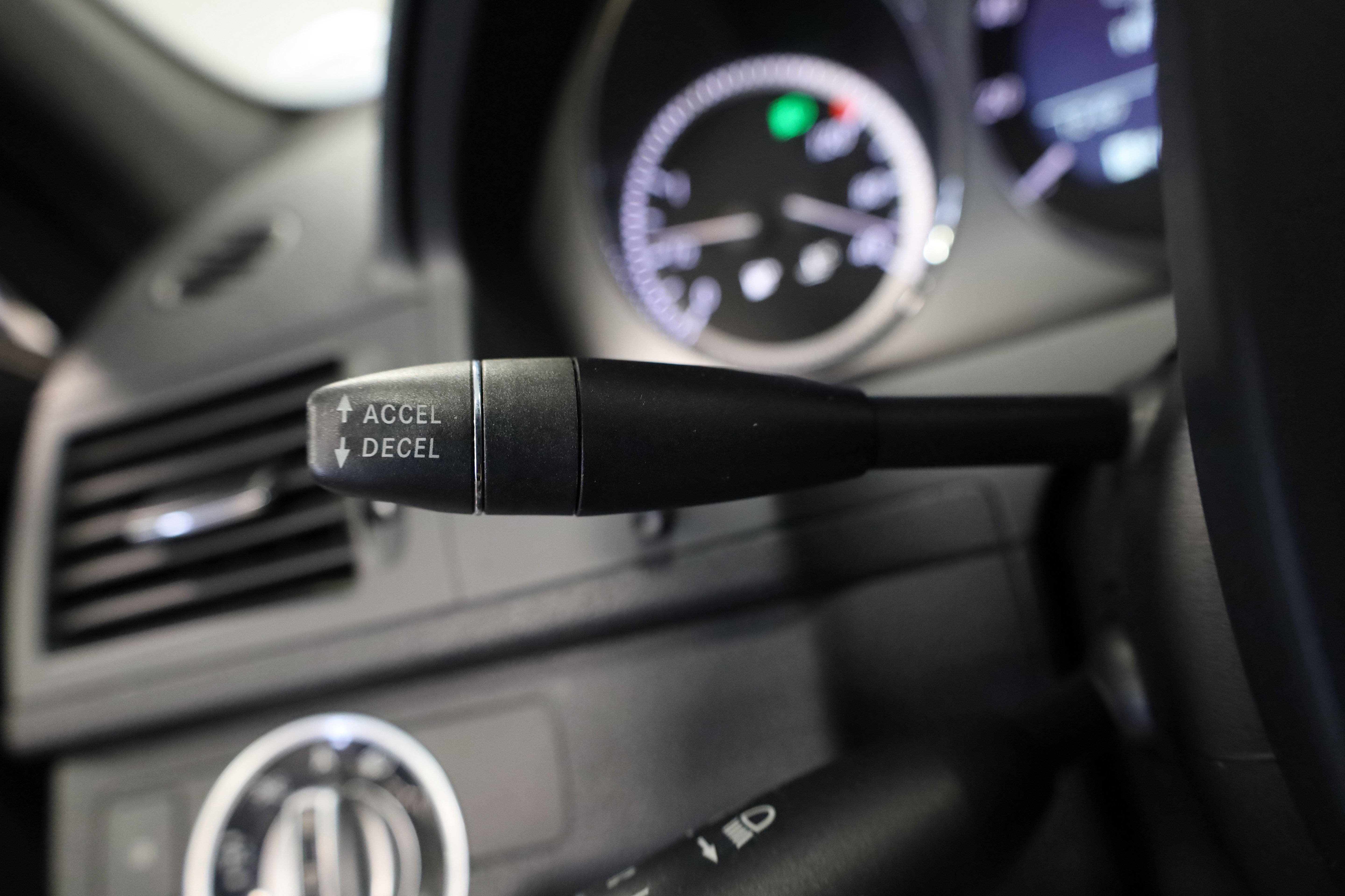 Used 2011 Mercedes-Benz C 300 4MATIC Sedan image 19