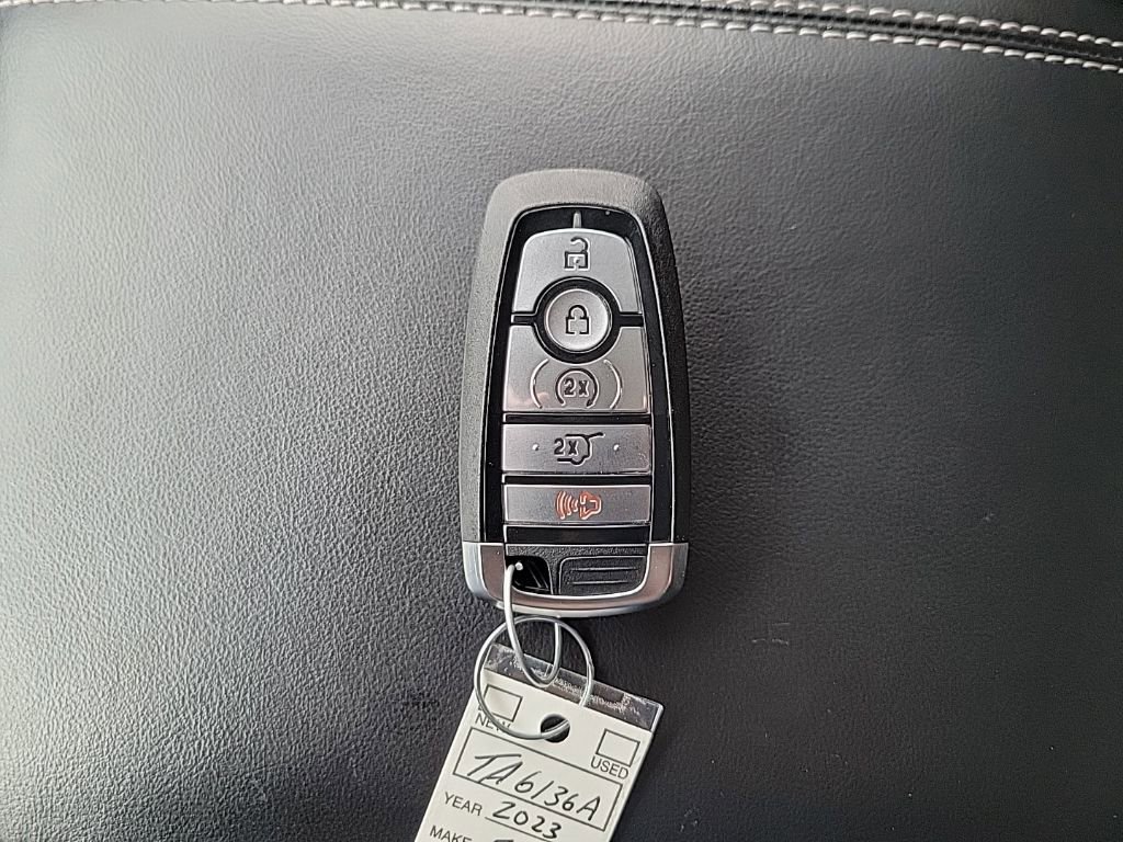 Used 2023 Ford Explorer XLT w/ Equipment Group 202A image 30