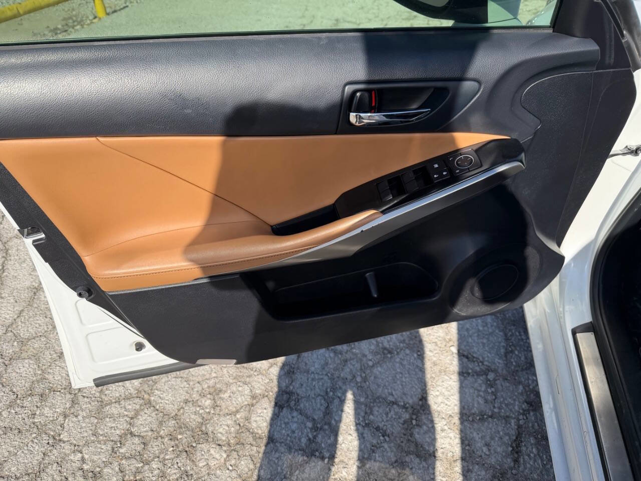 Used 2014 Lexus IS 250 Base 4dr Sedan w/ Navigation Package image 13