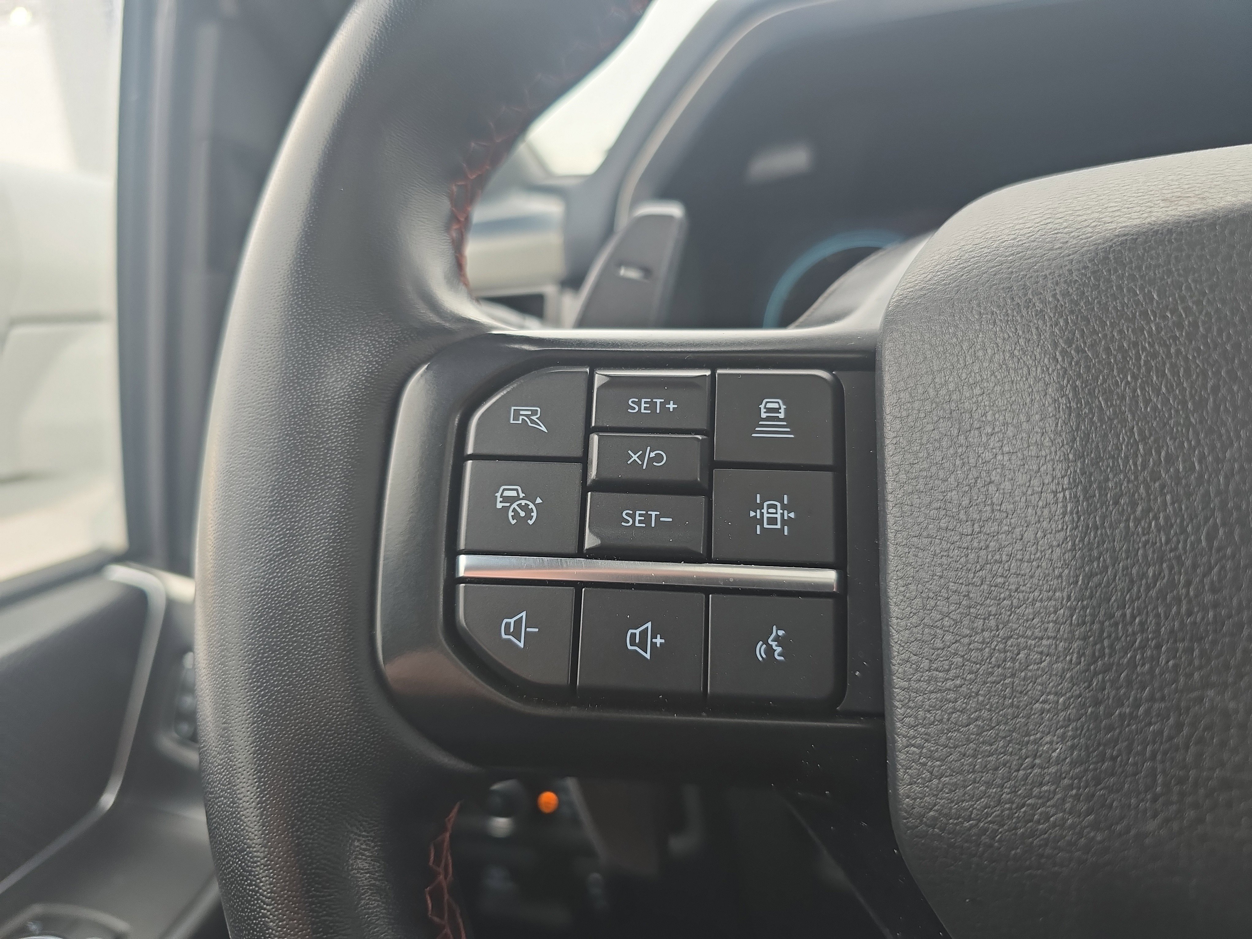 Used 2022 Ford F150 Raptor w/ Equipment Group 801A High image 28