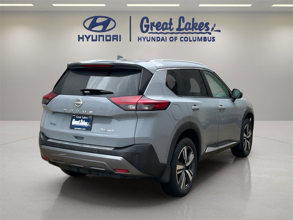 Used 2022 Nissan Rogue SL w/ SL Premium Package image 5