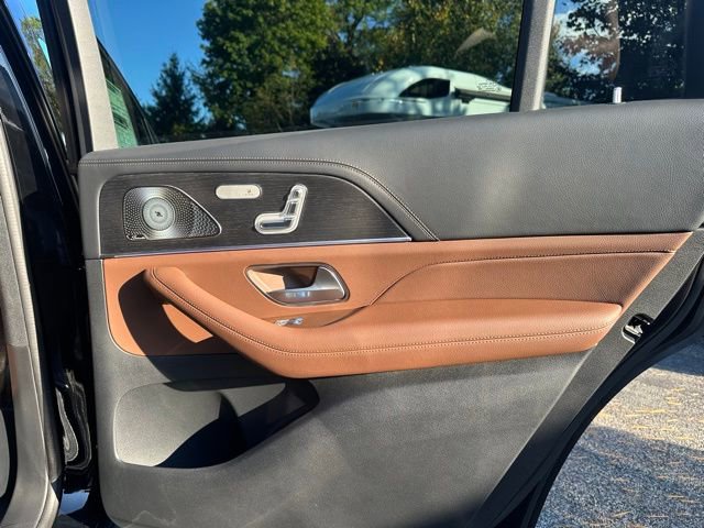 New 2026 Mercedes-Benz GLS 450 4MATIC image 19