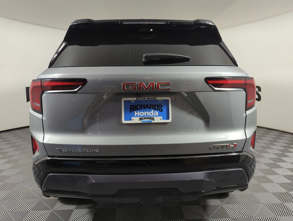 Used 2026 GMC Terrain AT4 w/ Technology Package II AWD/4WD image 4