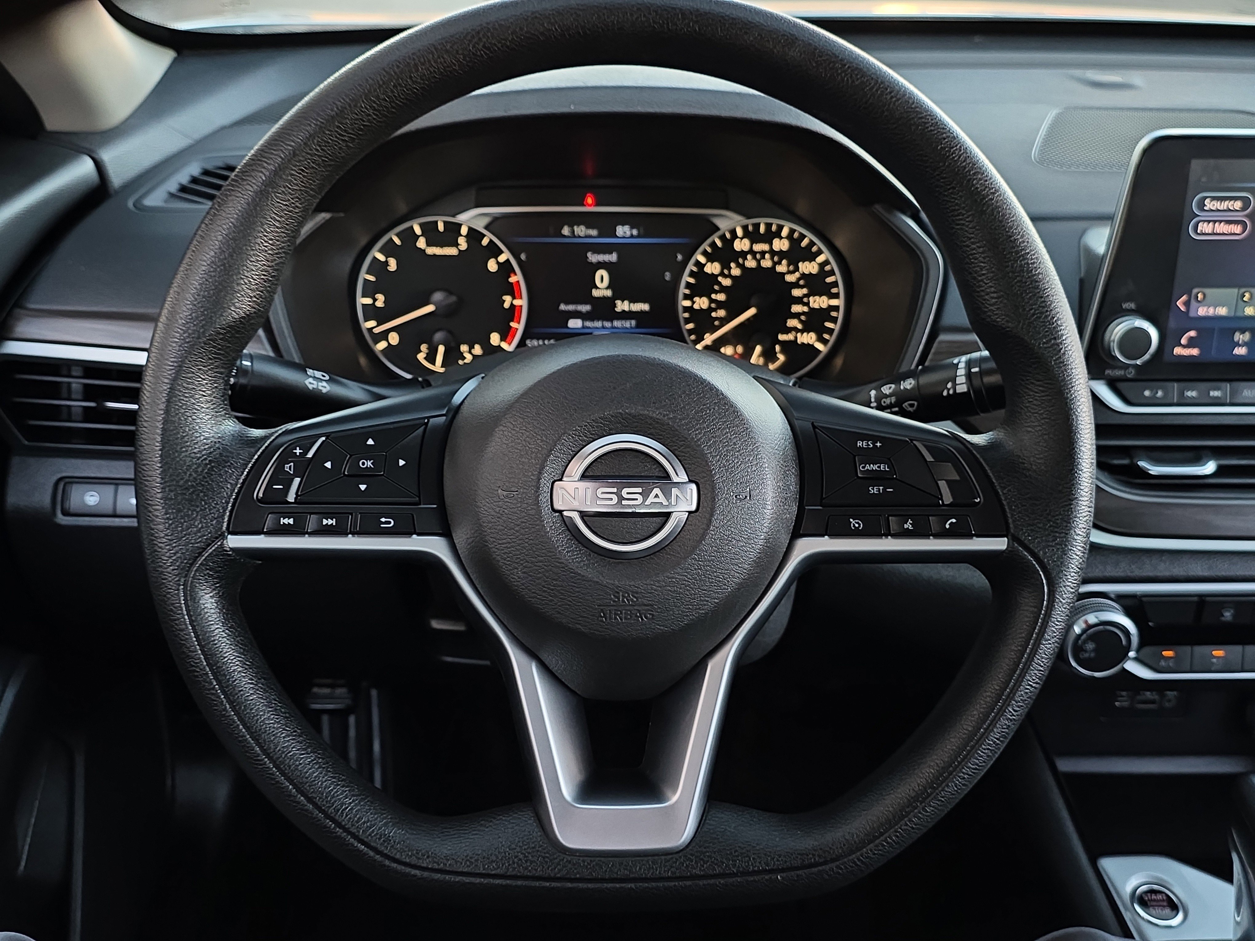 Used 2024 Nissan Altima 2.5 SV image 14