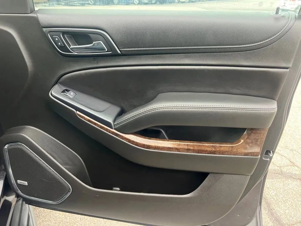 Used 2018 Chevrolet Tahoe LT image 17