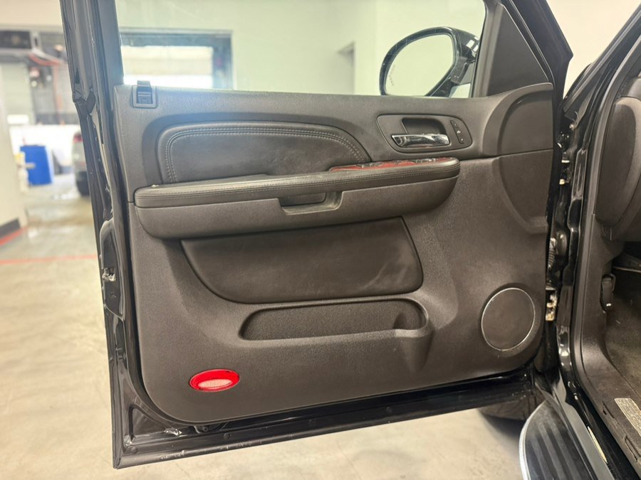 Used 2008 Cadillac Escalade EXT AWD/4WD image 36