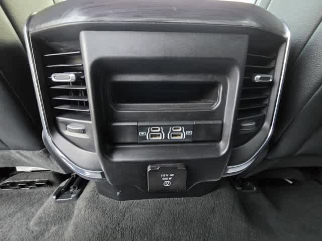 Used 2024 RAM 1500 Laramie AWD/4WD image 12
