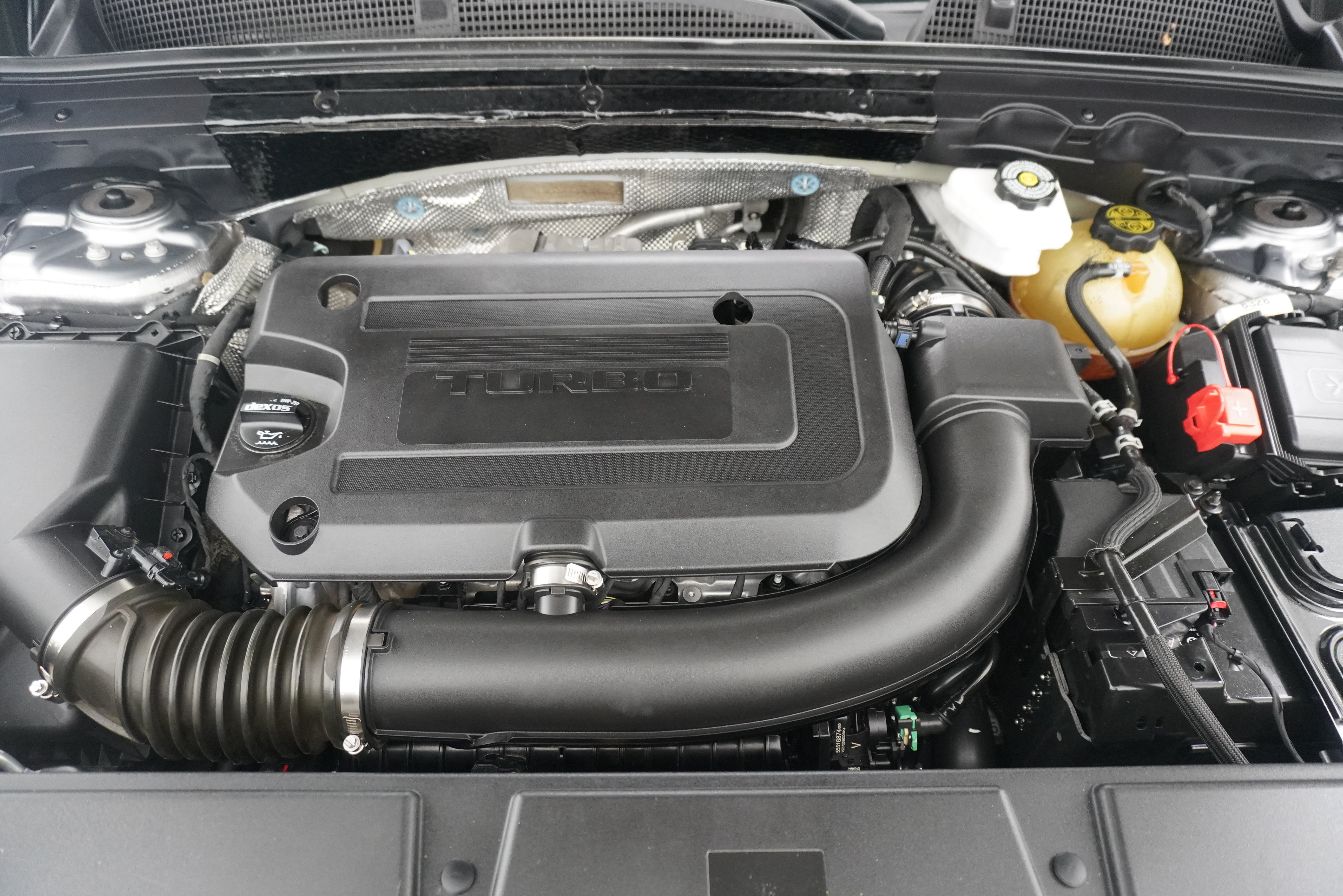 Used 2021 Buick Envision Essence w/ Sport Touring Package FWD image 30