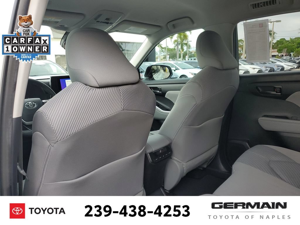Certified 2024 Toyota Highlander LE FWD image 22