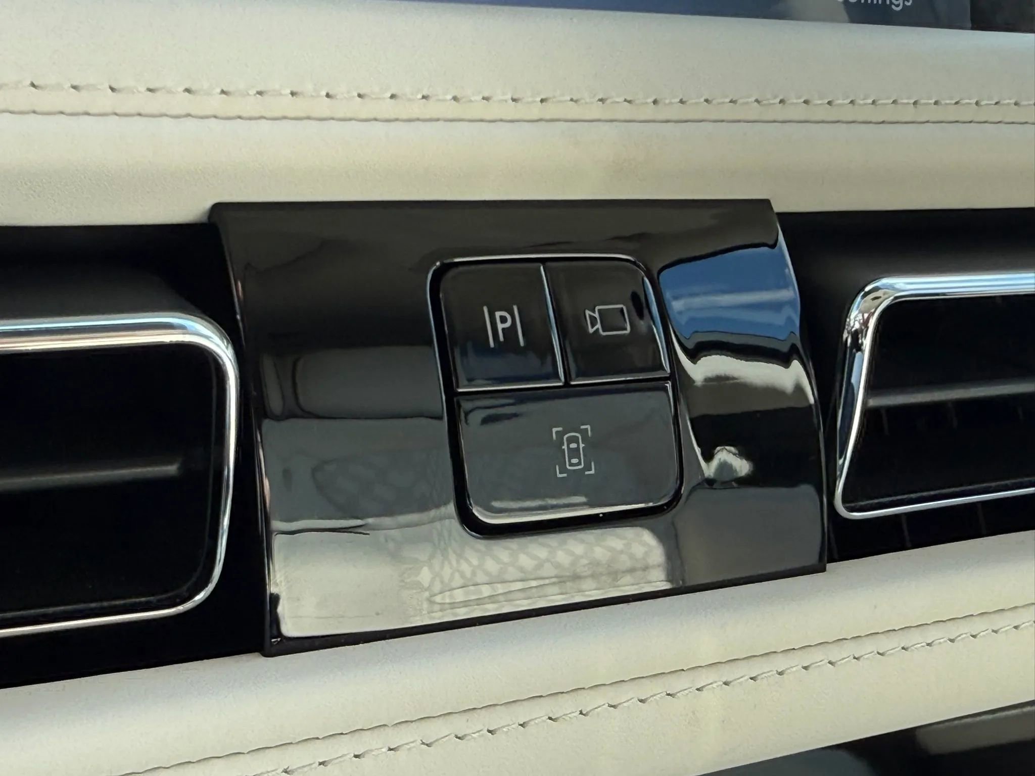 Used 2022 Lincoln Aviator Black Label w/ Dynamic Handling Package image 31