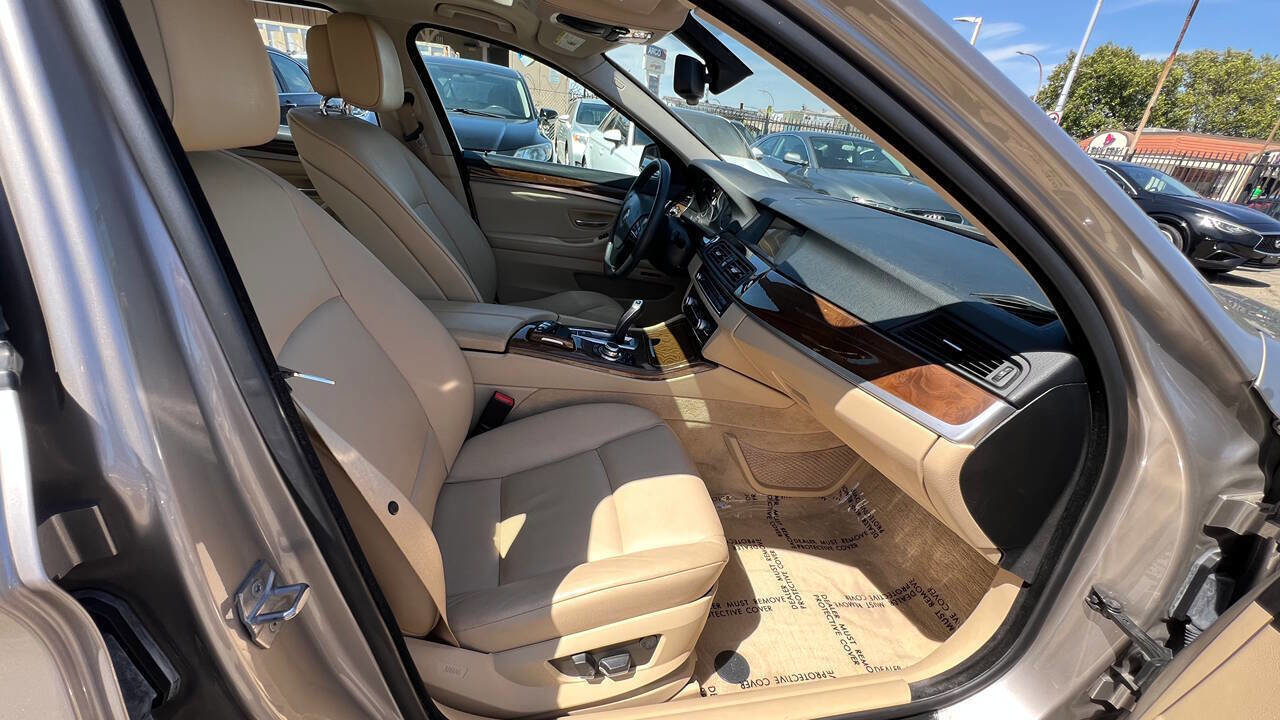 Used 2013 BMW 535i Sedan RWD image 16