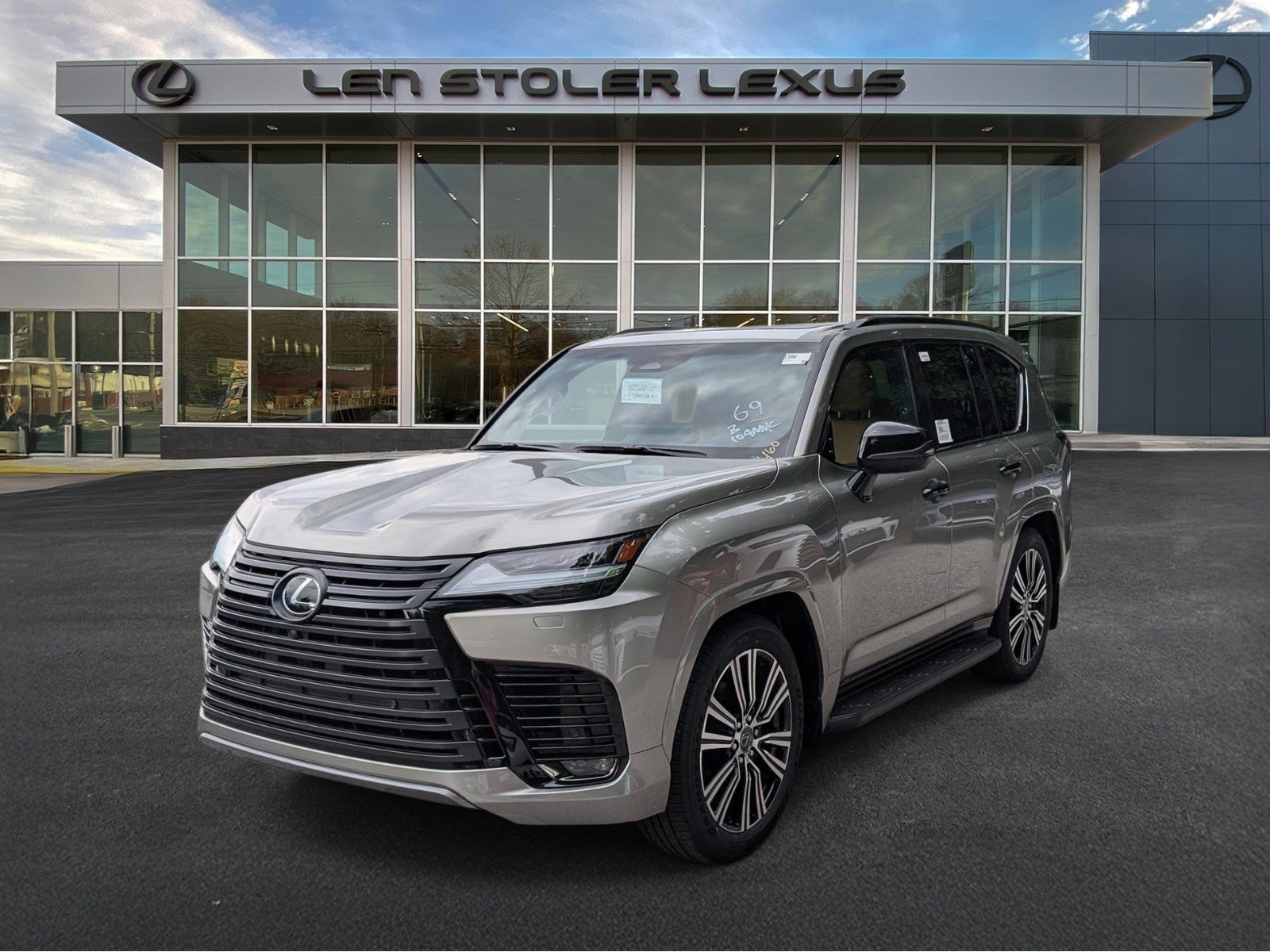 New 2026 Lexus LX 600 4WD w/ Appearance Package image 4