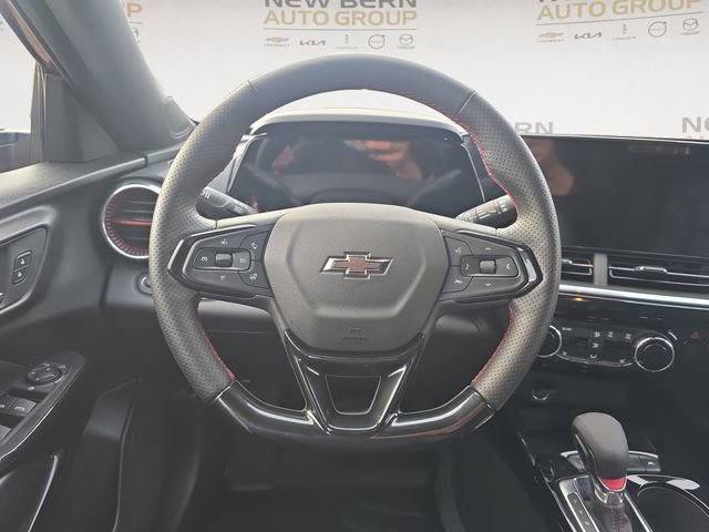 Used 2024 Chevrolet Trax RS image 12