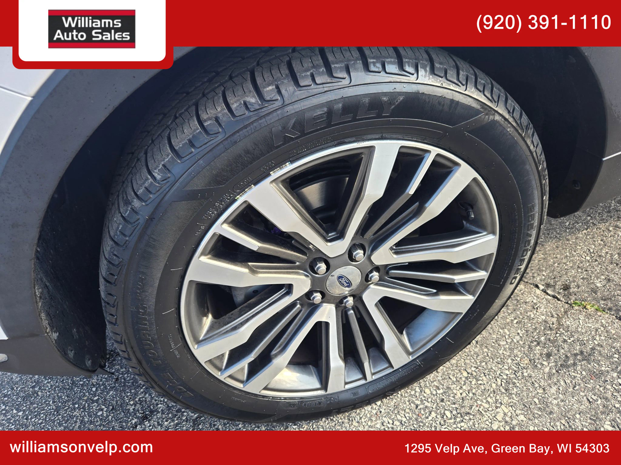 Used 2019 Ford Explorer Platinum image 11