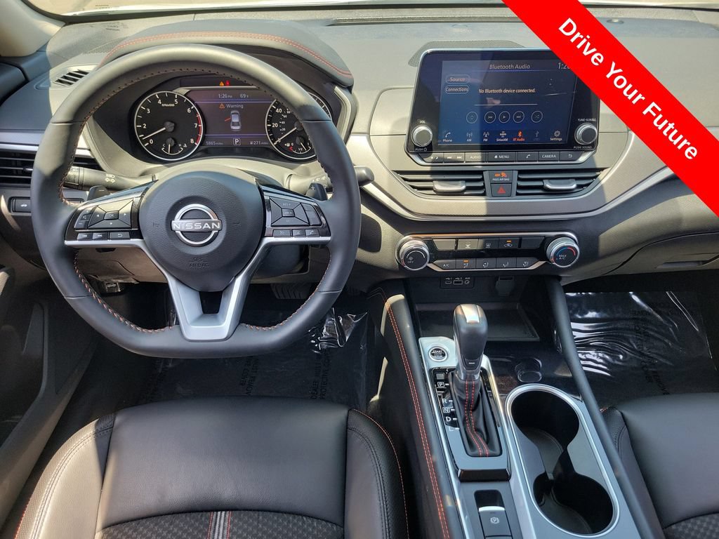 Used 2025 Nissan Altima 2.5 SR AWD/4WD image 4
