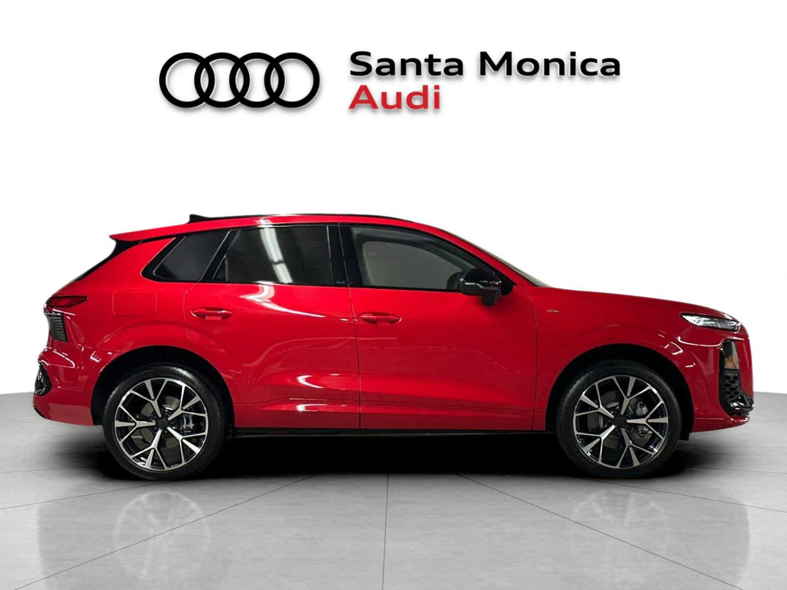 New 2026 Audi Q3 quattro 2.0T AWD/4WD image 8