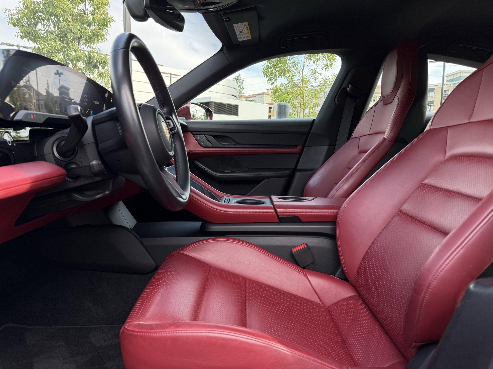 Certified 2022 Porsche Taycan 4S image 13