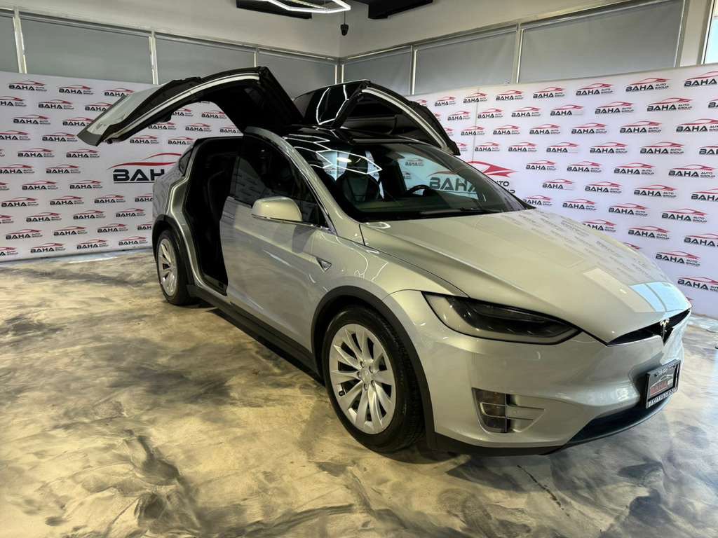 Used 2017 Tesla Model X 100D image 14