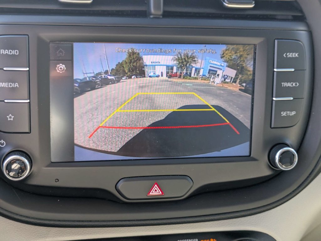 Used 2023 Kia Soul LX FWD image 21