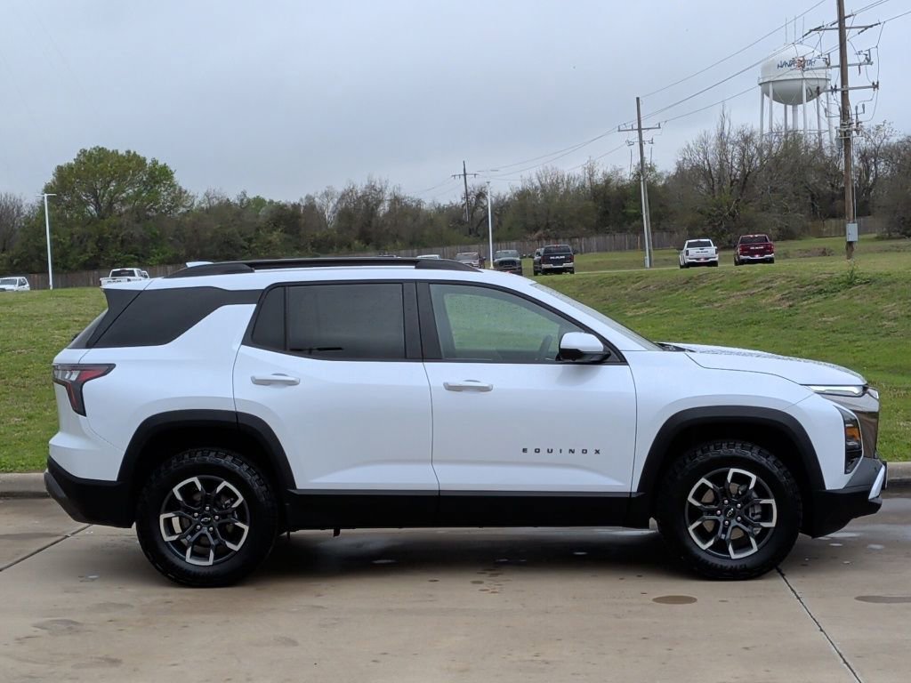 Used 2026 Chevrolet Equinox ACTIV w/ Convenience Package III image 9