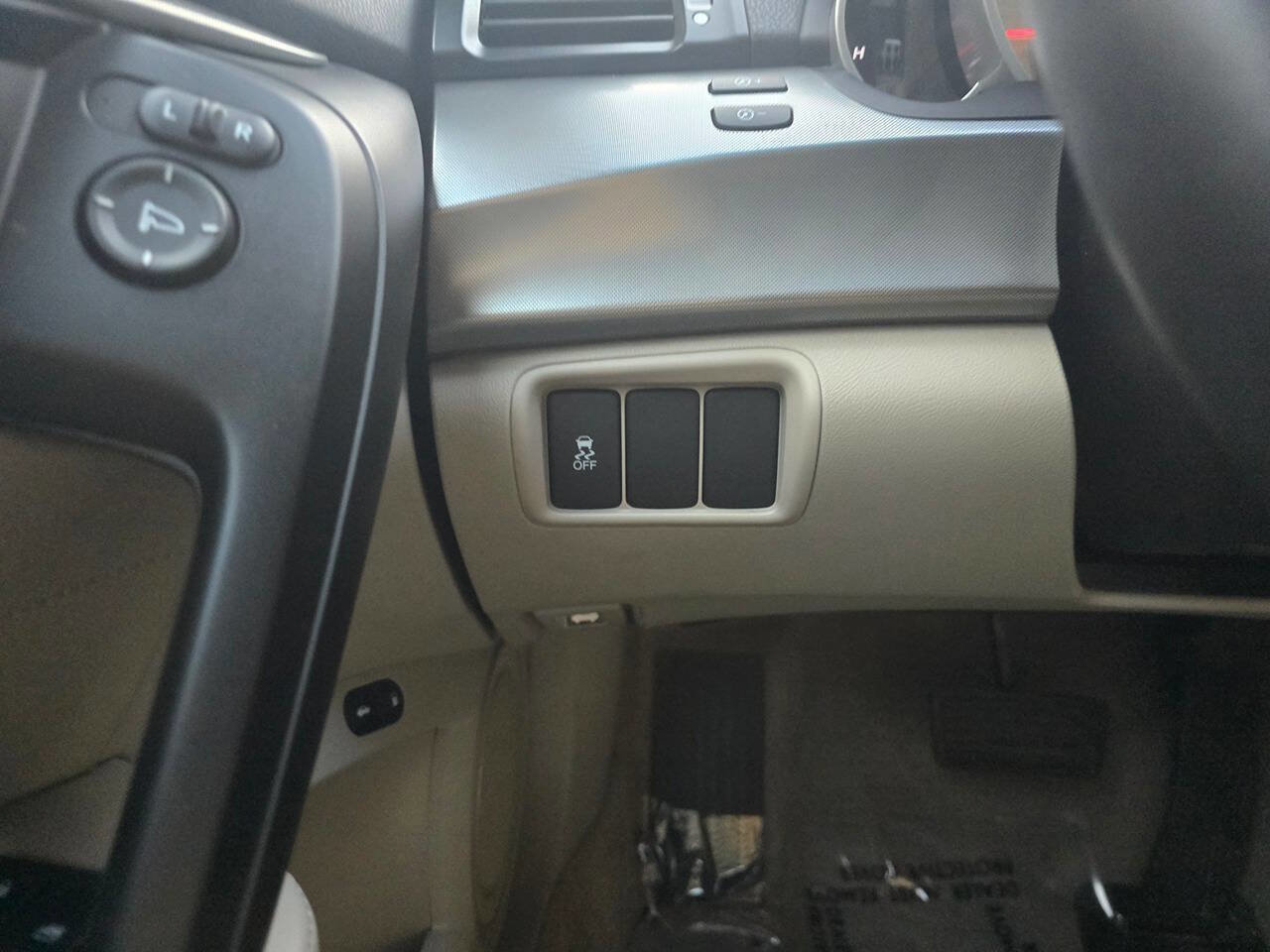 Used 2011 Acura TL w/ Technology Package image 24