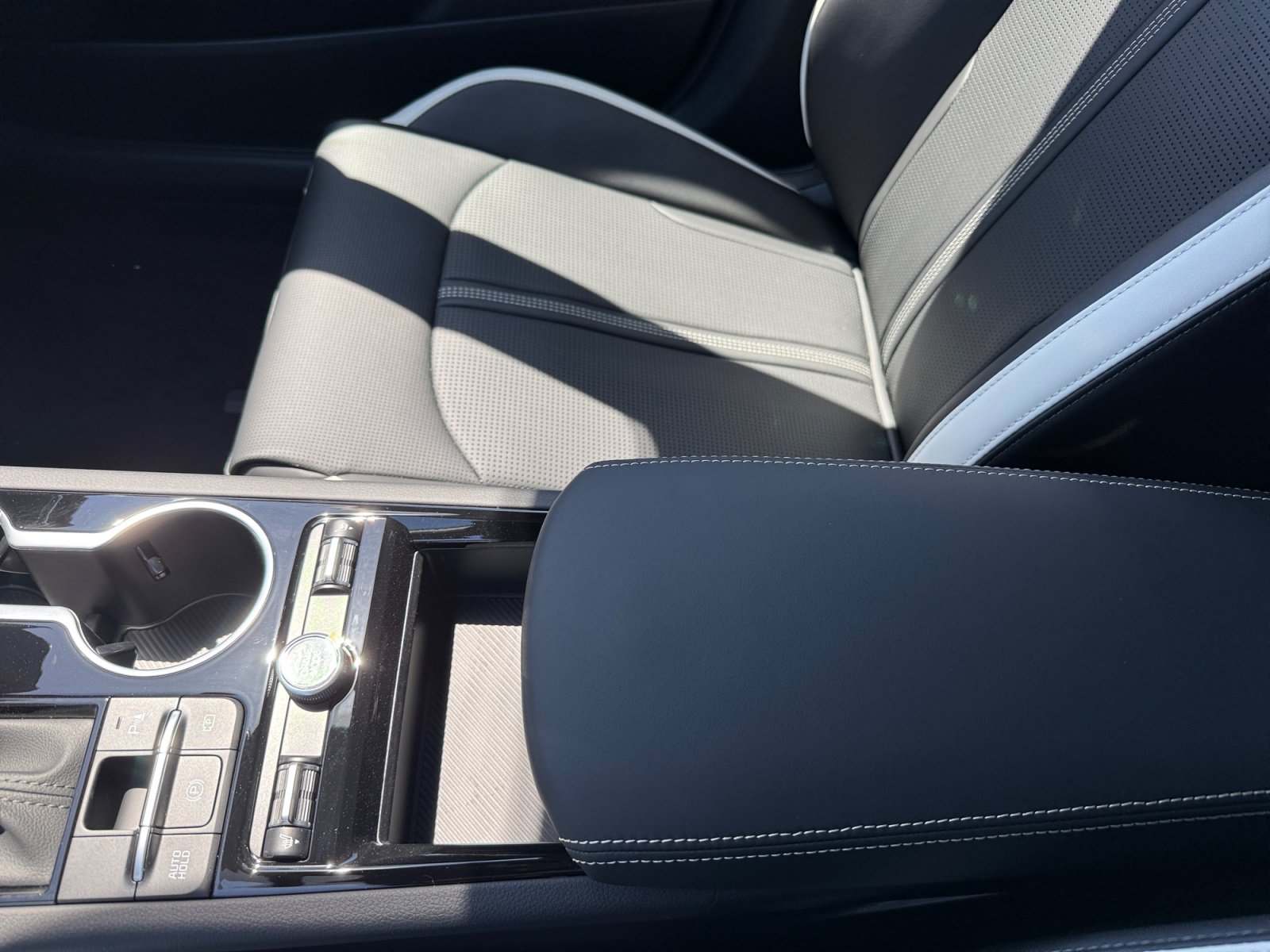 New 2026 Kia K5 GT-Line FWD image 14