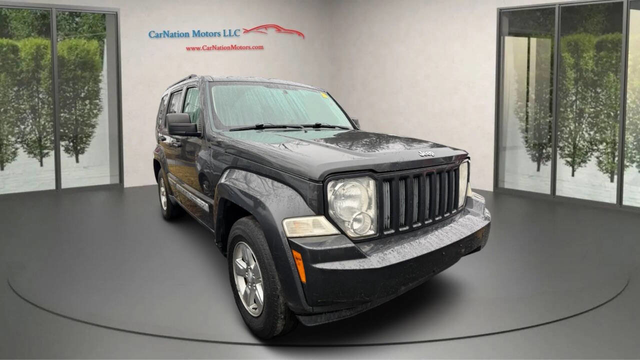 Used 2011 Jeep Liberty Sport AWD/4WD image 2