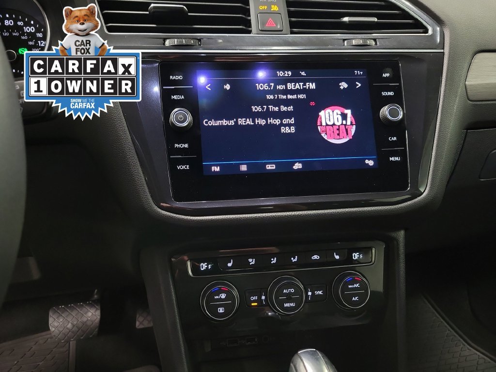 Used 2020 Volkswagen Tiguan SE w/ Panoramic Sunroof Package FWD image 18