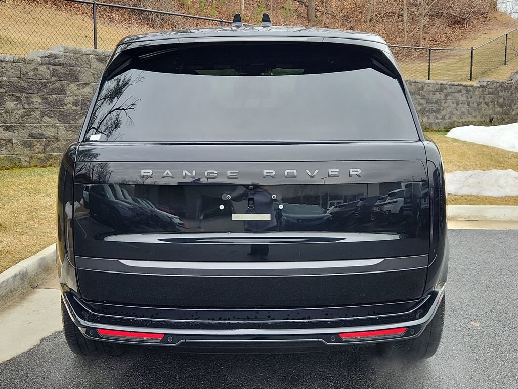 Used 2025 Land Rover Range Rover SE image 7