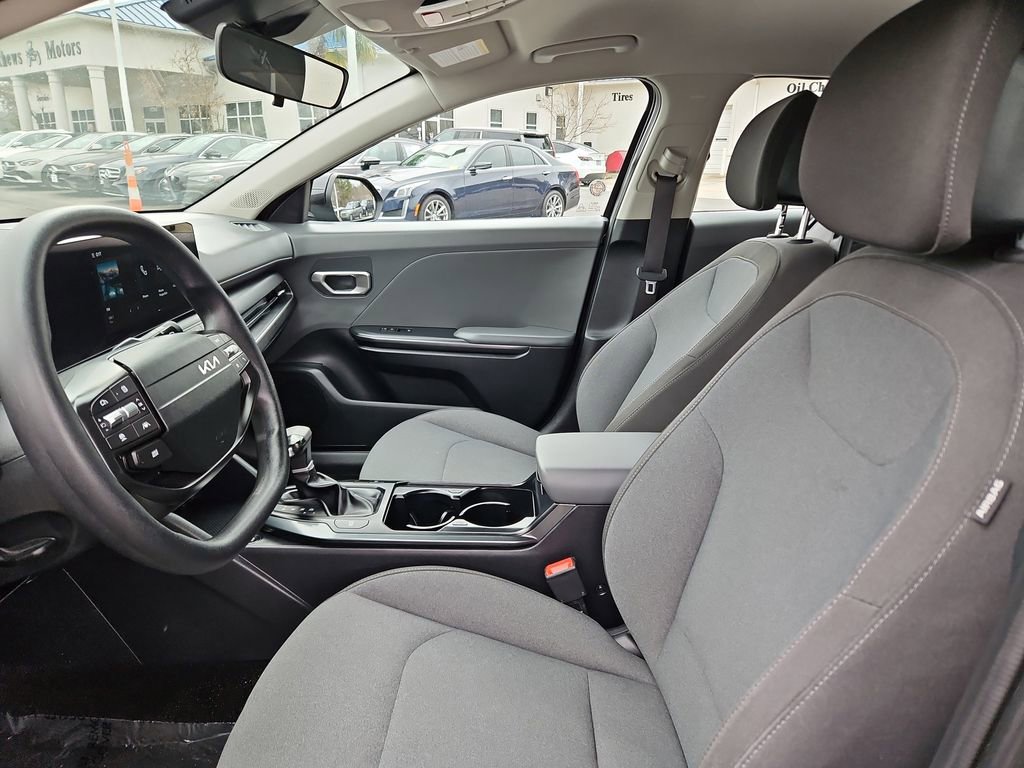 Used 2025 Kia K4 LXS image 20