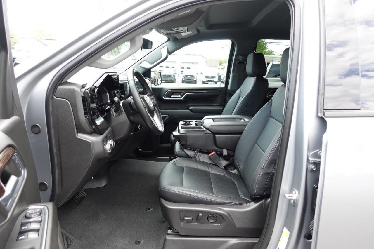 Used 2024 GMC Sierra 1500 Elevation AWD/4WD image 19